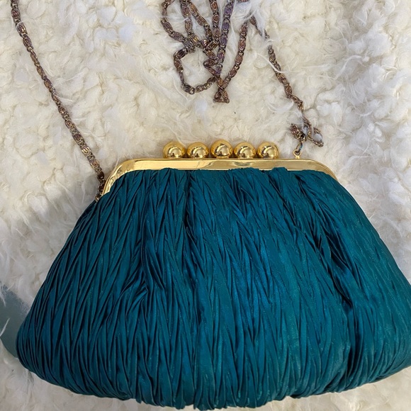 Carla Marchi Handbags - Vintage Carla Marchi Puff Satin Chain Strap Green Evening Bag